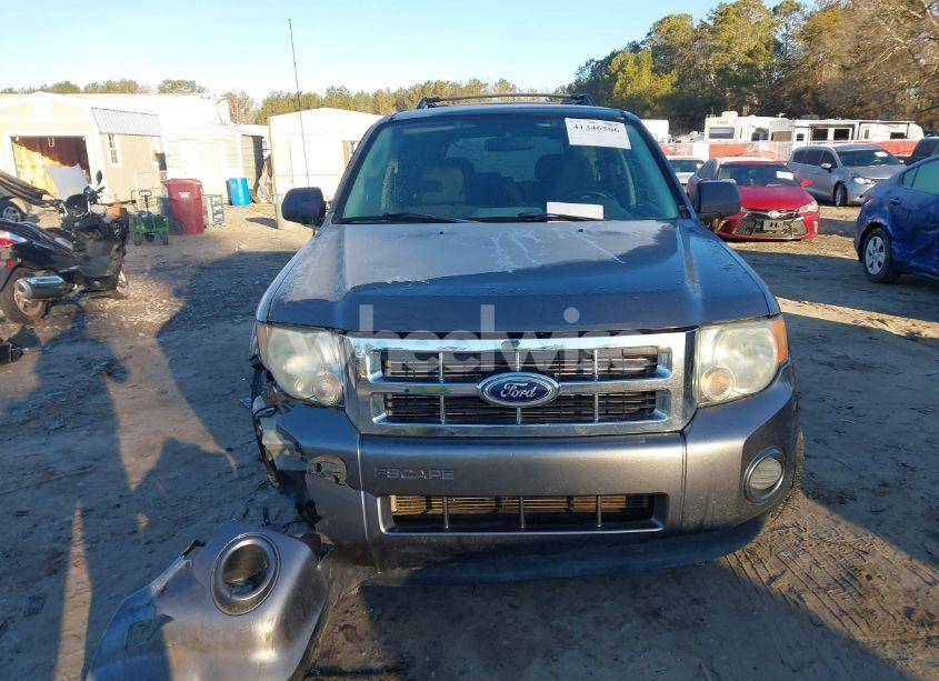 Photo 12 of 2010 Ford Escape XLS (VIN 1FMCU0C70AKD02237)