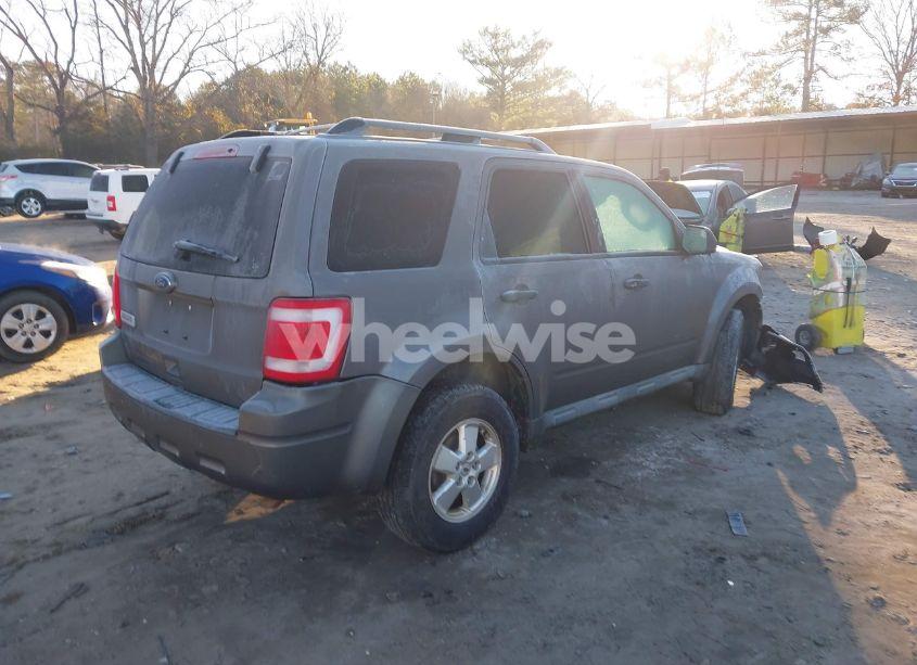 Photo 4 of 2010 Ford Escape XLS (VIN 1FMCU0C70AKD02237)