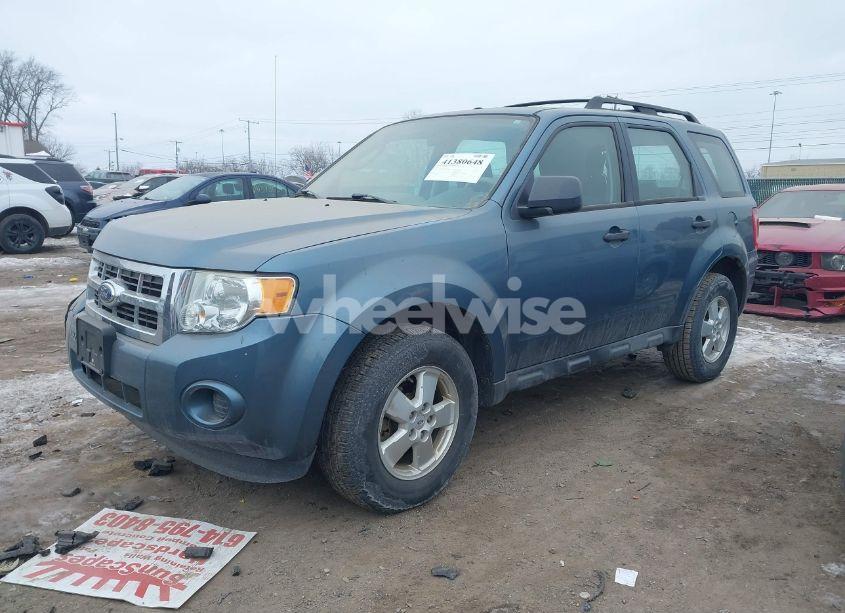 Photo 2 of 2012 Ford Escape XLS (VIN 1FMCU0C70CKA82858)