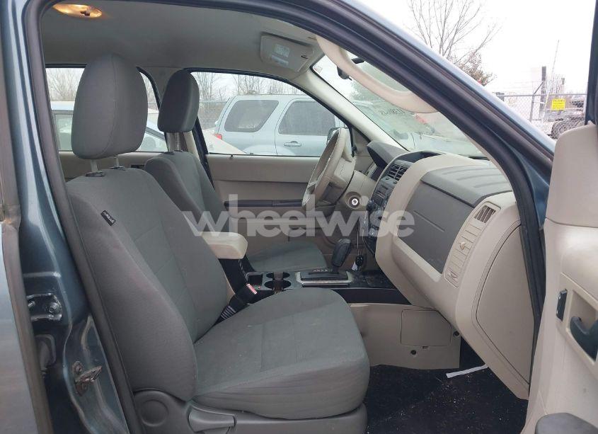 Photo 5 of 2012 Ford Escape XLS (VIN 1FMCU0C70CKA82858)