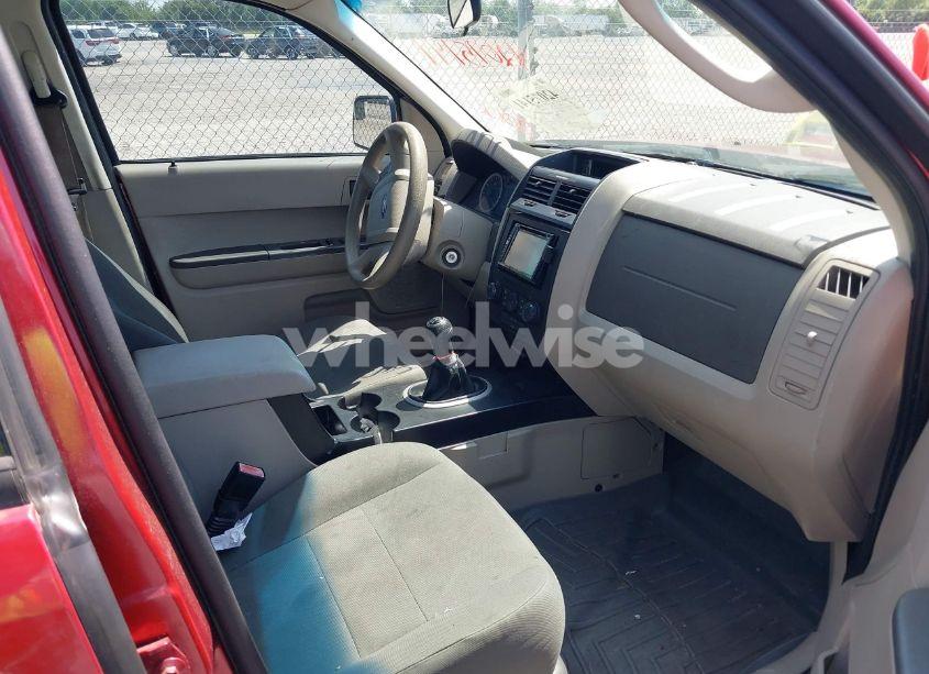 Photo 5 of 2012 Ford Escape XLS (VIN 1FMCU0C71CKC33559)