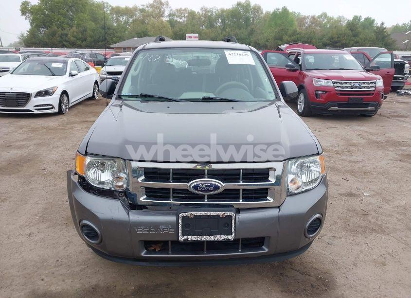 Photo 12 of 2012 Ford Escape XLS (VIN 1FMCU0C71CKC77027)