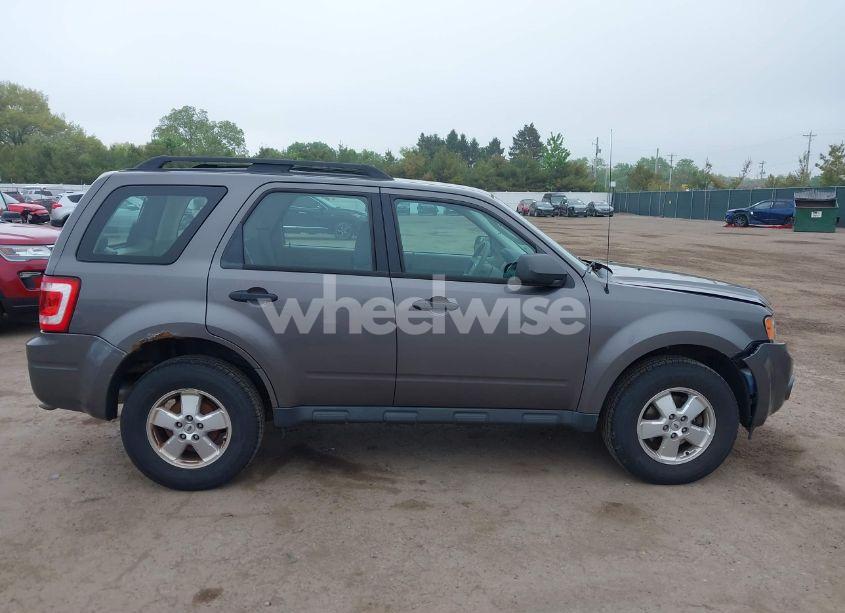 Photo 13 of 2012 Ford Escape XLS (VIN 1FMCU0C71CKC77027)