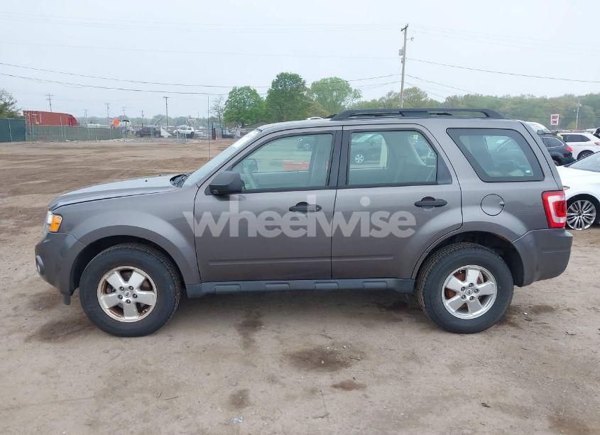 Photo 14 of 2012 Ford Escape XLS (VIN 1FMCU0C71CKC77027)