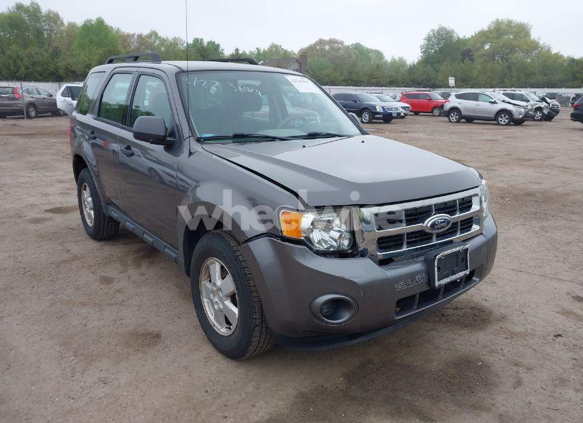 Photo 6 of 2012 Ford Escape XLS (VIN 1FMCU0C71CKC77027)