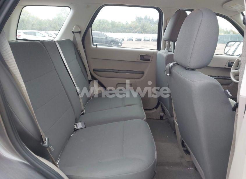 Photo 8 of 2012 Ford Escape XLS (VIN 1FMCU0C71CKC77027)