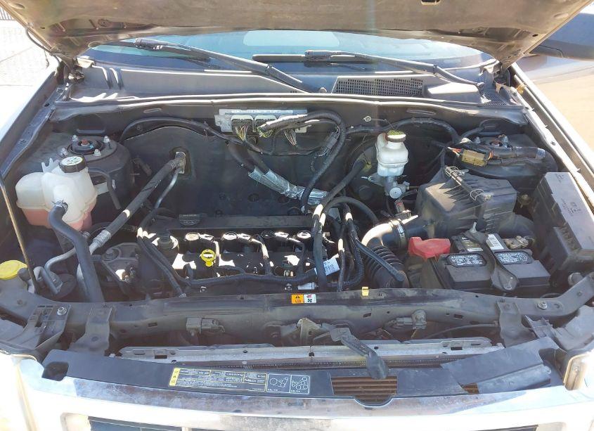 Photo 10 of 2011 Ford Escape XLS (VIN 1FMCU0C72BKB99789)