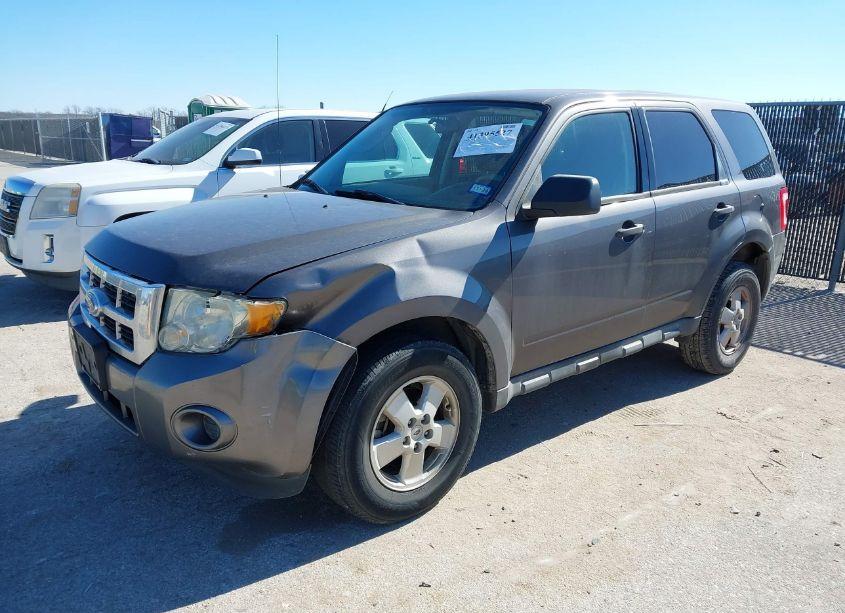 Photo 6 of 2011 Ford Escape XLS (VIN 1FMCU0C72BKB99789)