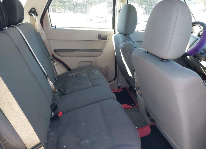 Photo 8 of 2012 Ford Escape XLS (VIN 1FMCU0C72CKB37584)