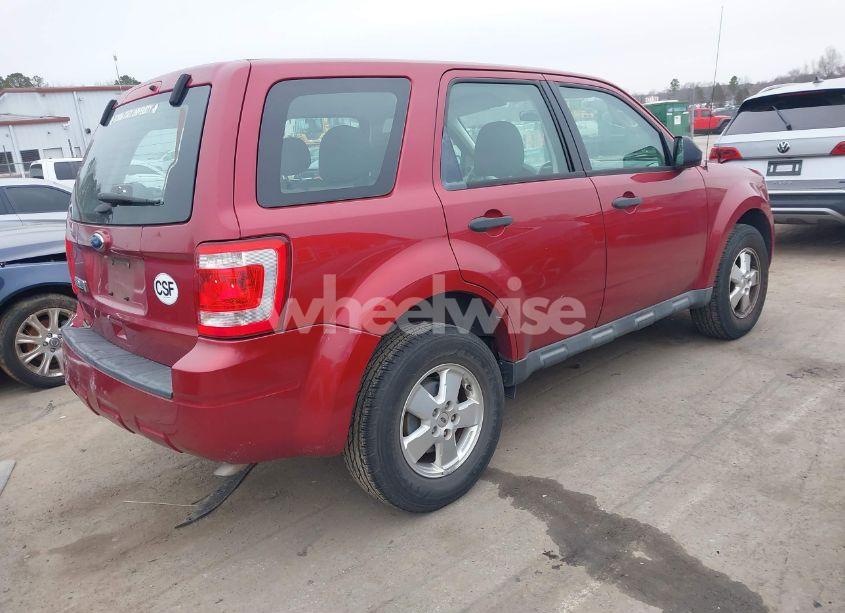 Photo 4 of 2012 Ford Escape XLS (VIN 1FMCU0C72CKB39125)