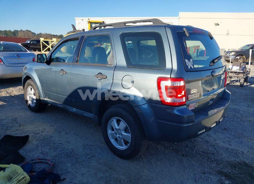 Photo 3 of 2012 Ford Escape XLS (VIN 1FMCU0C72CKC74346)