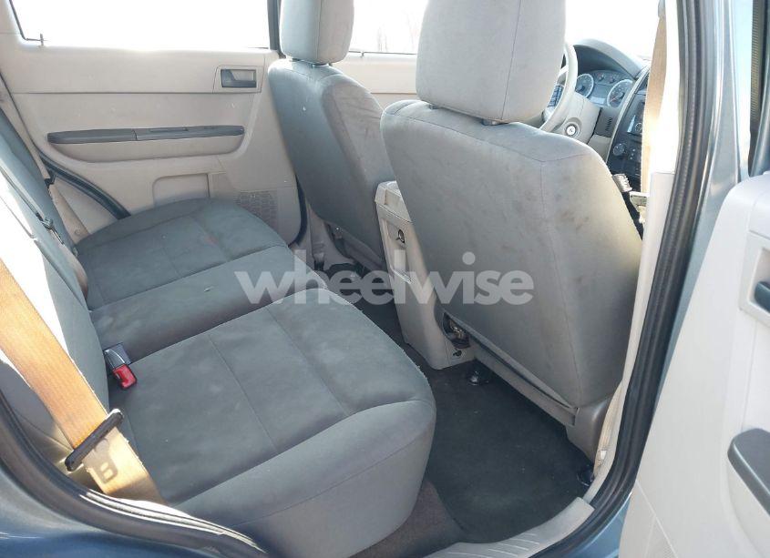 Photo 8 of 2012 Ford Escape XLS (VIN 1FMCU0C72CKC74346)