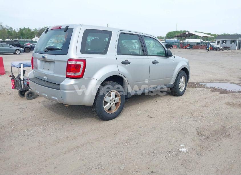 Photo 4 of 2012 Ford Escape XLS (VIN 1FMCU0C72CKC74430)