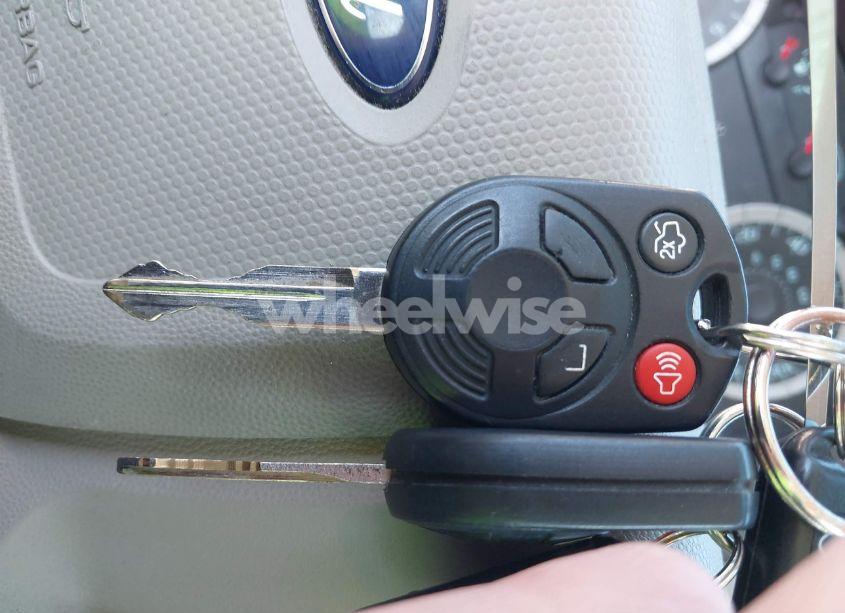 Photo 11 of 2010 Ford Escape XLS (VIN 1FMCU0C73AKC51641)