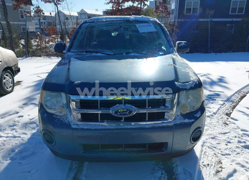Photo 6 of 2010 Ford Escape XLS (VIN 1FMCU0C73AKC51641)