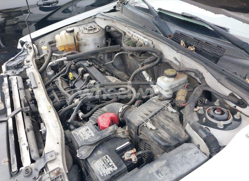 Photo 10 of 2010 Ford Escape XLS (VIN 1FMCU0C73AKC62106)