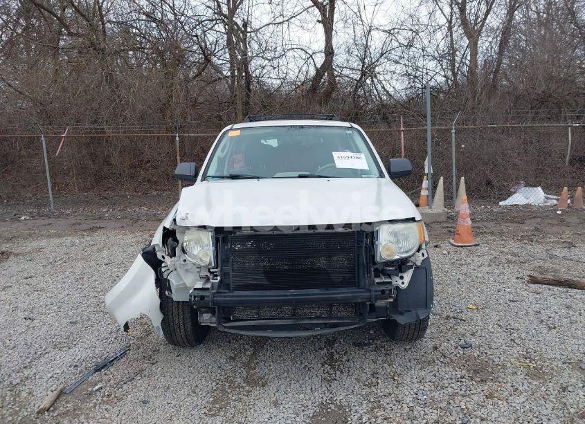 Photo 13 of 2010 Ford Escape XLS (VIN 1FMCU0C73AKC62106)