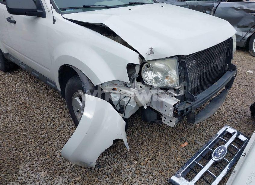 Photo 19 of 2010 Ford Escape XLS (VIN 1FMCU0C73AKC62106)