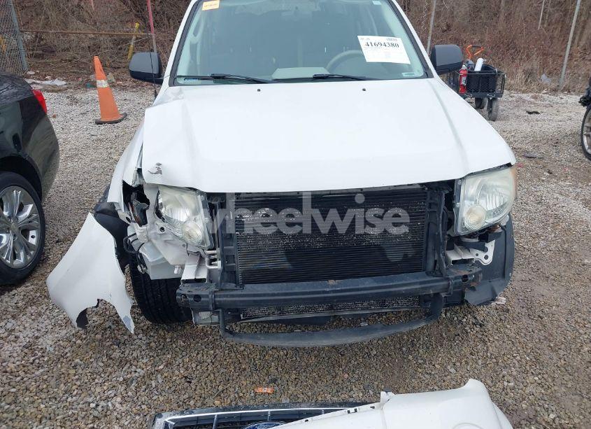 Photo 6 of 2010 Ford Escape XLS (VIN 1FMCU0C73AKC62106)