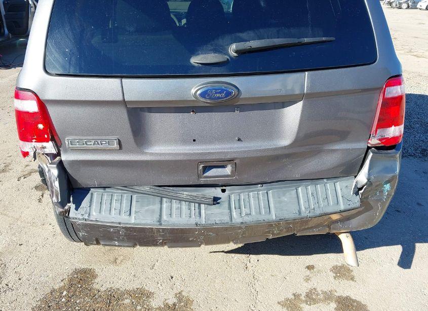 Photo 6 of 2011 Ford Escape XLS (VIN 1FMCU0C73BKA99247)