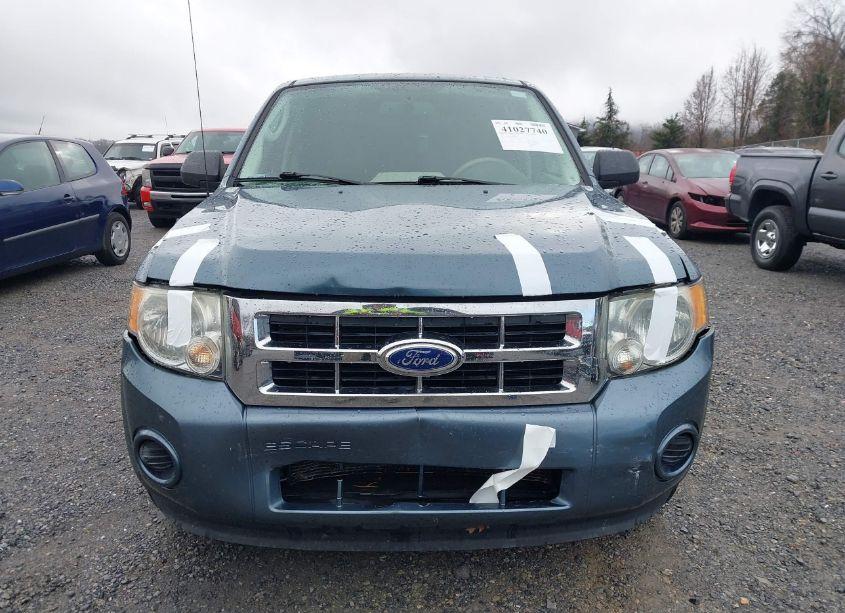 Photo 13 of 2011 Ford Escape XLS (VIN 1FMCU0C73BKB69961)