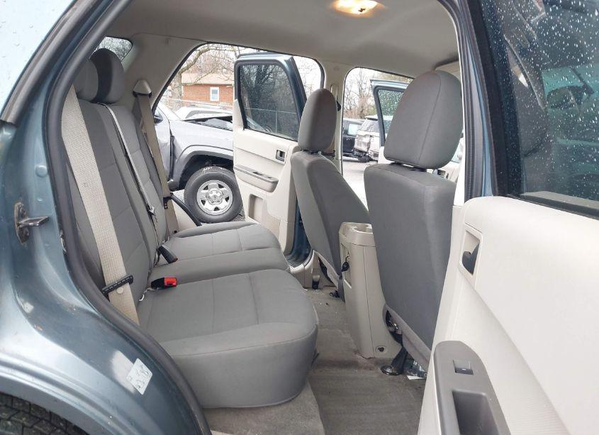 Photo 8 of 2011 Ford Escape XLS (VIN 1FMCU0C73BKB69961)