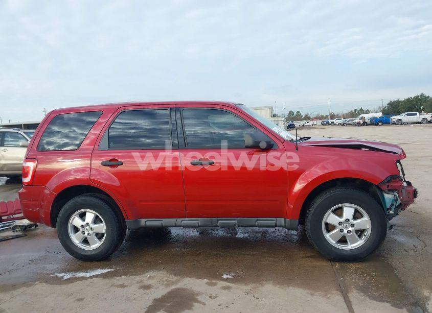 Photo 14 of 2012 Ford Escape XLS (VIN 1FMCU0C73CKA83583)