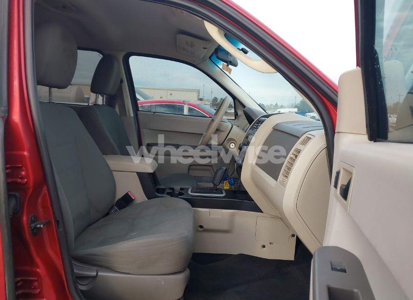 Photo 5 of 2012 Ford Escape XLS (VIN 1FMCU0C73CKA83583)