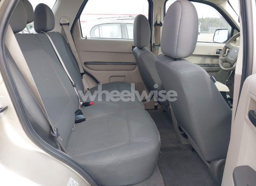 Photo 8 of 2012 Ford Escape XLS (VIN 1FMCU0C73CKB26643)