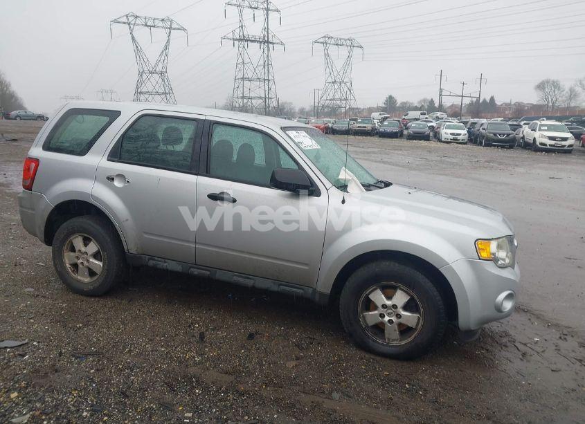 Photo 12 of 2012 Ford Escape XLS (VIN 1FMCU0C73CKC74825)