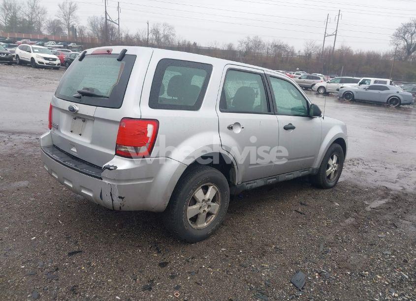 Photo 4 of 2012 Ford Escape XLS (VIN 1FMCU0C73CKC74825)