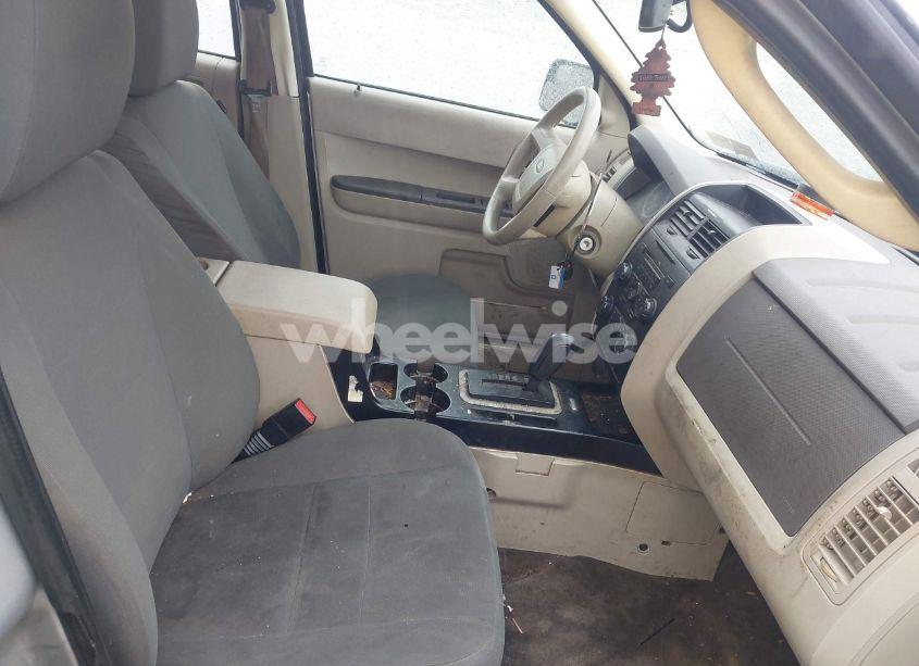 Photo 5 of 2012 Ford Escape XLS (VIN 1FMCU0C73CKC74825)