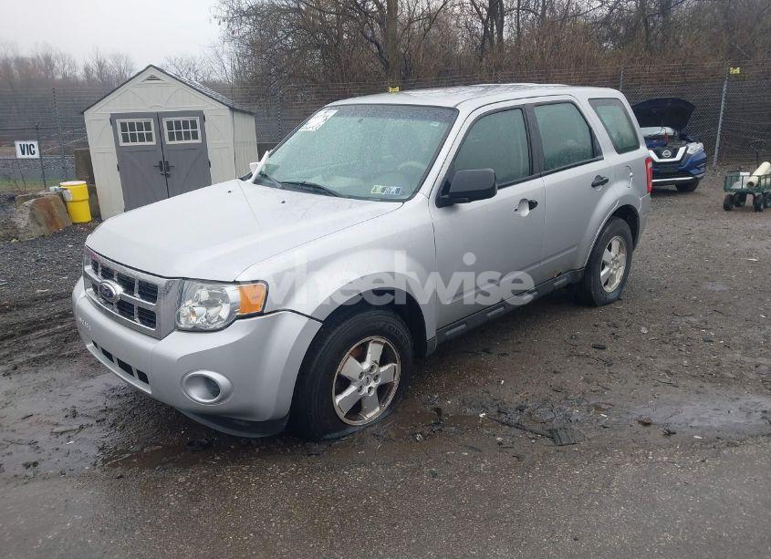 Photo 6 of 2012 Ford Escape XLS (VIN 1FMCU0C73CKC74825)