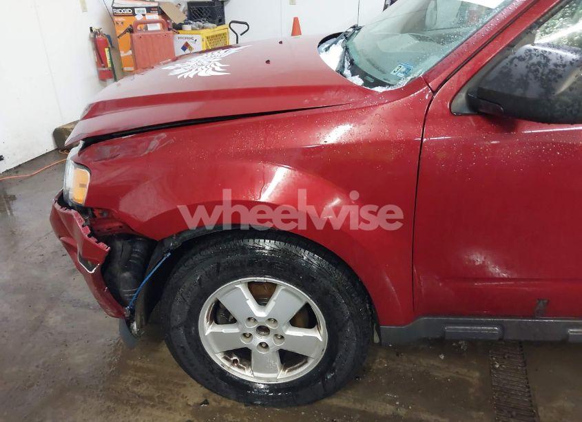 Photo 17 of 2011 Ford Escape XLS (VIN 1FMCU0C74BKB95484)