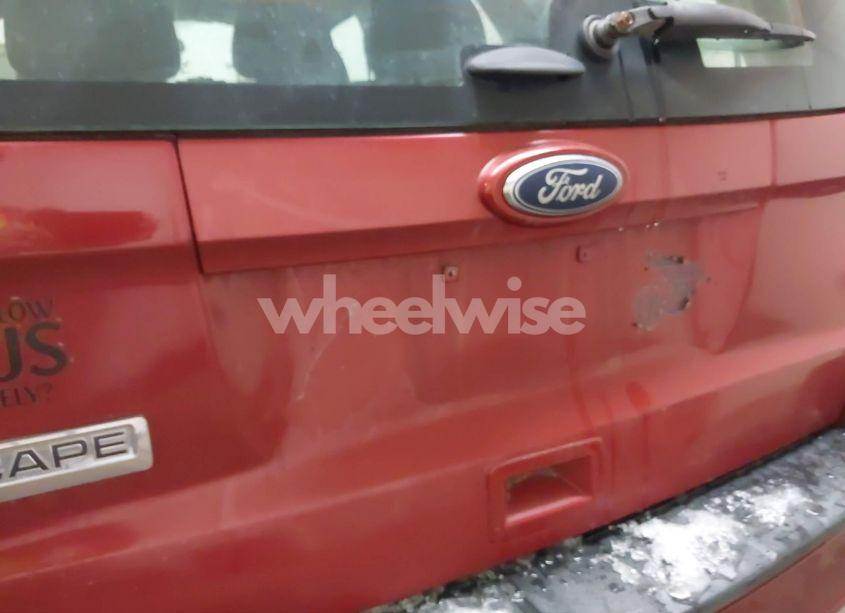 Photo 19 of 2011 Ford Escape XLS (VIN 1FMCU0C74BKB95484)