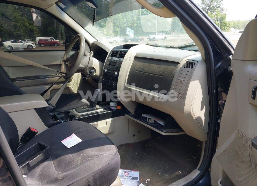 Photo 5 of 2012 Ford Escape XLS (VIN 1FMCU0C74CKA20489)