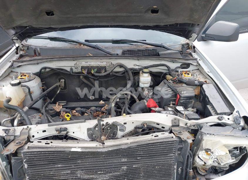 Photo 10 of 2012 Ford Escape XLS (VIN 1FMCU0C74CKB50787)