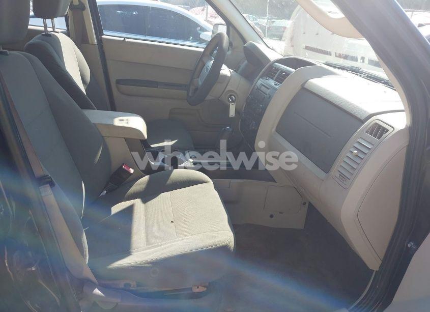 Photo 5 of 2012 Ford Escape XLS (VIN 1FMCU0C74CKC60268)