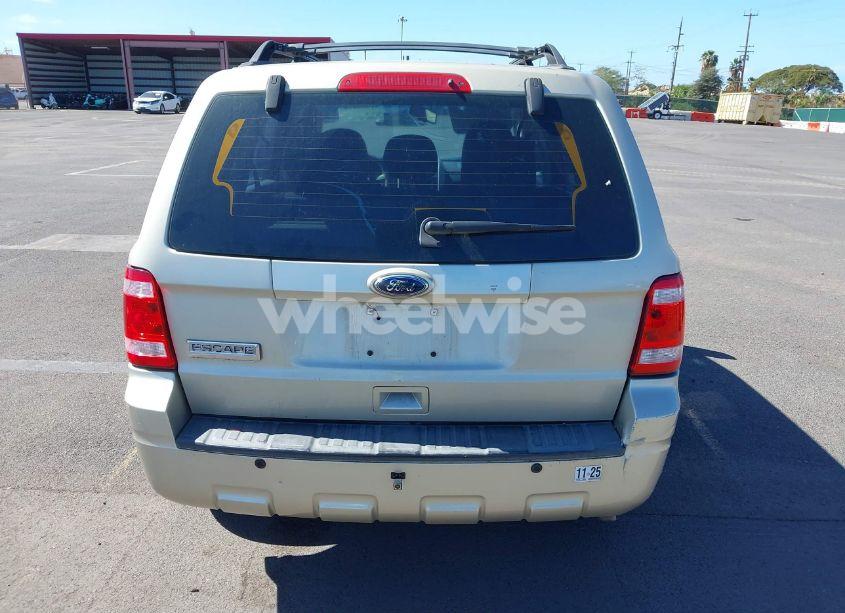Photo 16 of 2011 Ford Escape XLS (VIN 1FMCU0C75BKA81994)