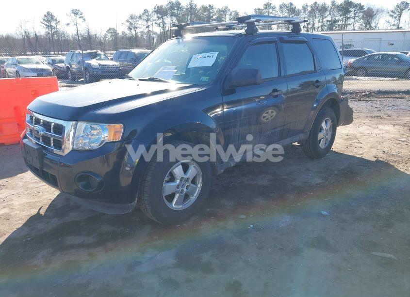 Photo 2 of 2011 Ford Escape XLS (VIN 1FMCU0C75BKB63854)