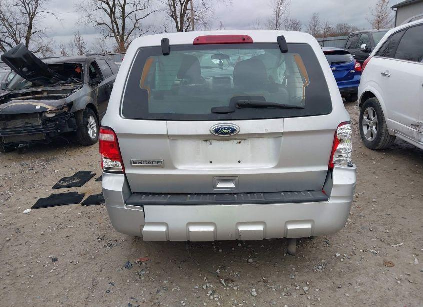 Photo 15 of 2011 Ford Escape XLS (VIN 1FMCU0C75BKC18402)