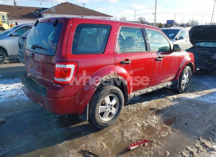 Photo 4 of 2011 Ford Escape XLS (VIN 1FMCU0C75BKC40626)