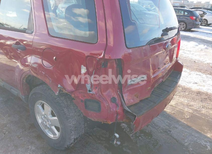 Photo 6 of 2011 Ford Escape XLS (VIN 1FMCU0C75BKC40626)