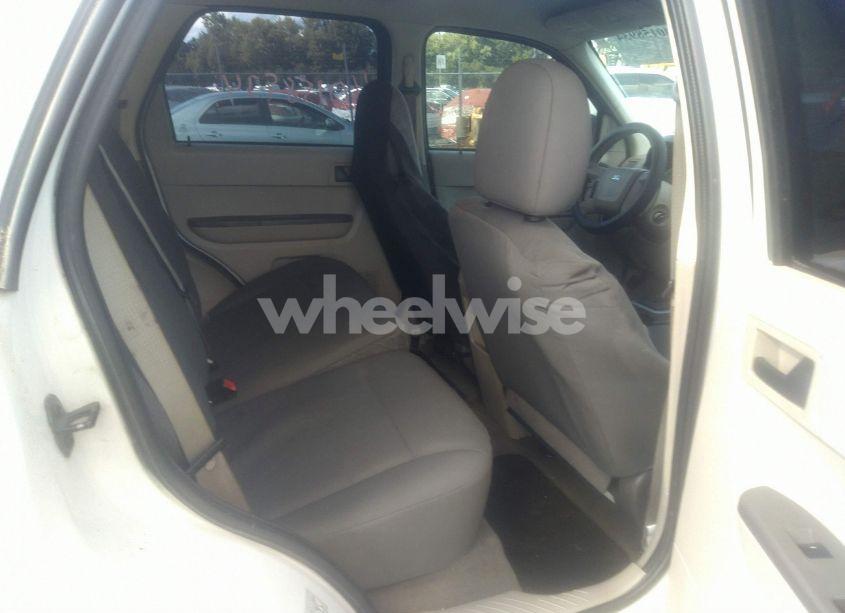 Photo 8 of 2012 Ford Escape XLS (VIN 1FMCU0C75CKB16146)