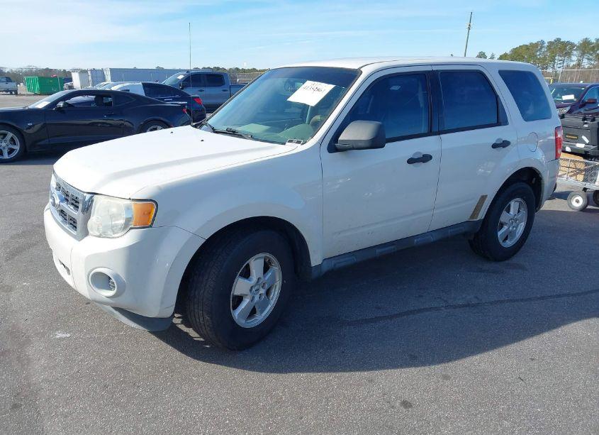 Photo 2 of 2012 Ford Escape XLS (VIN 1FMCU0C75CKC13802)