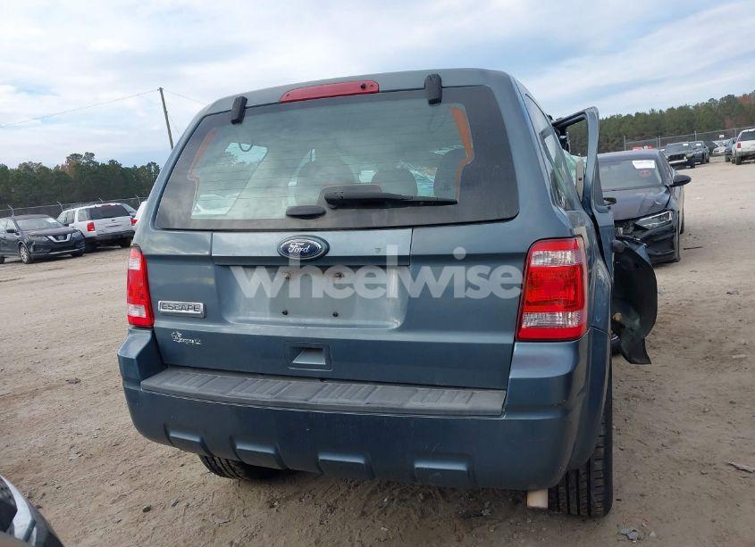 Photo 16 of 2012 Ford Escape XLS (VIN 1FMCU0C75CKC37372)