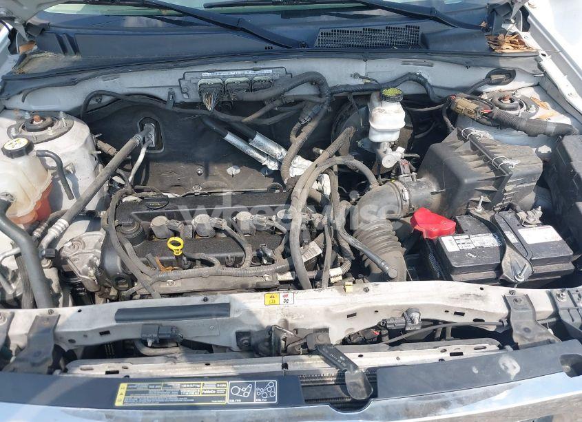 Photo 10 of 2011 Ford Escape XLS (VIN 1FMCU0C76BKC40067)