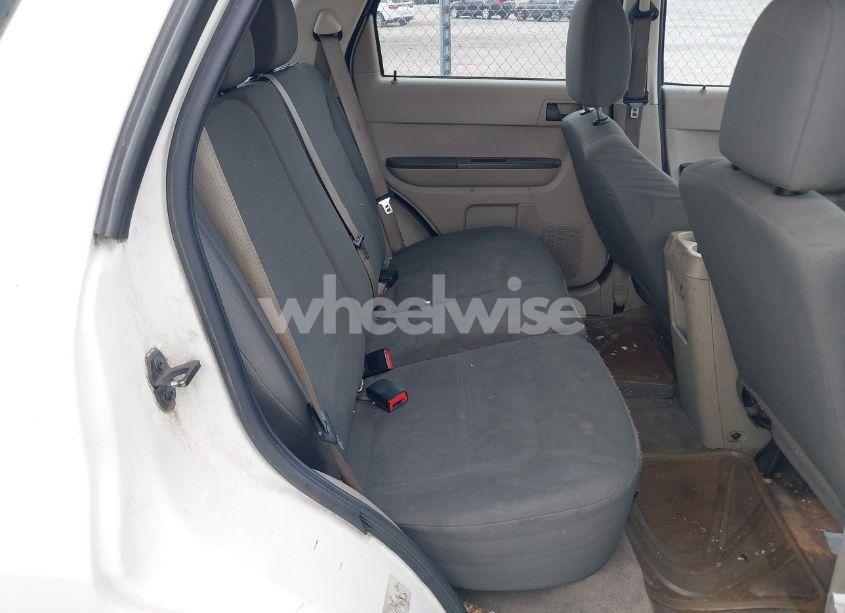 Photo 8 of 2011 Ford Escape XLS (VIN 1FMCU0C76BKC50856)