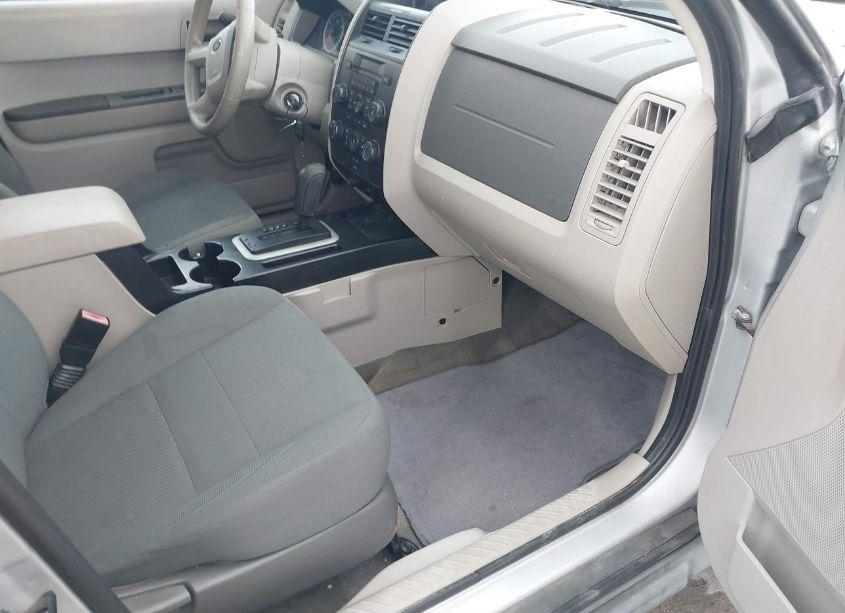 Photo 5 of 2012 Ford Escape XLS (VIN 1FMCU0C76CKA66342)