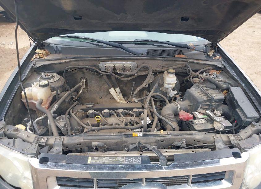 Photo 10 of 2011 Ford Escape XLS (VIN 1FMCU0C77BKB45727)